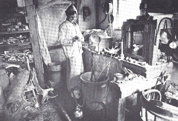 Maureen Morris in her jade and antler carving studio. Maureen Morris in her jade and antler carving studio.