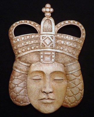 'Queen' (carved and stained moose antler) by Maureen Morris